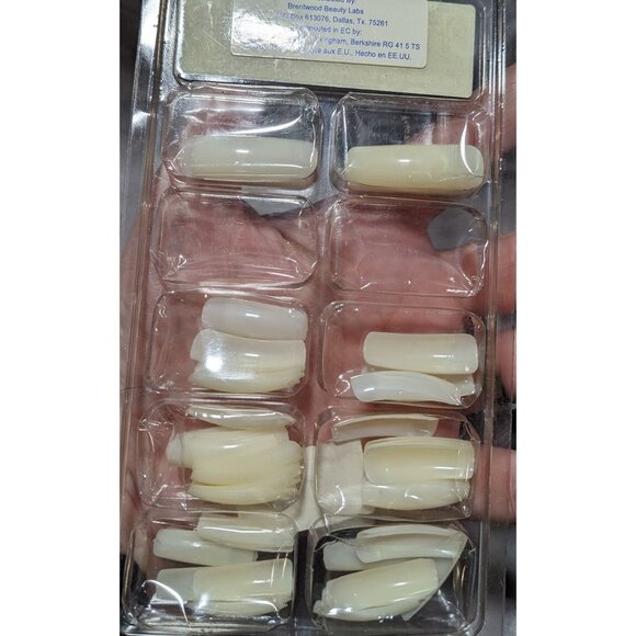 Faux Nails And Tips Bundle - Picture 14 of 14